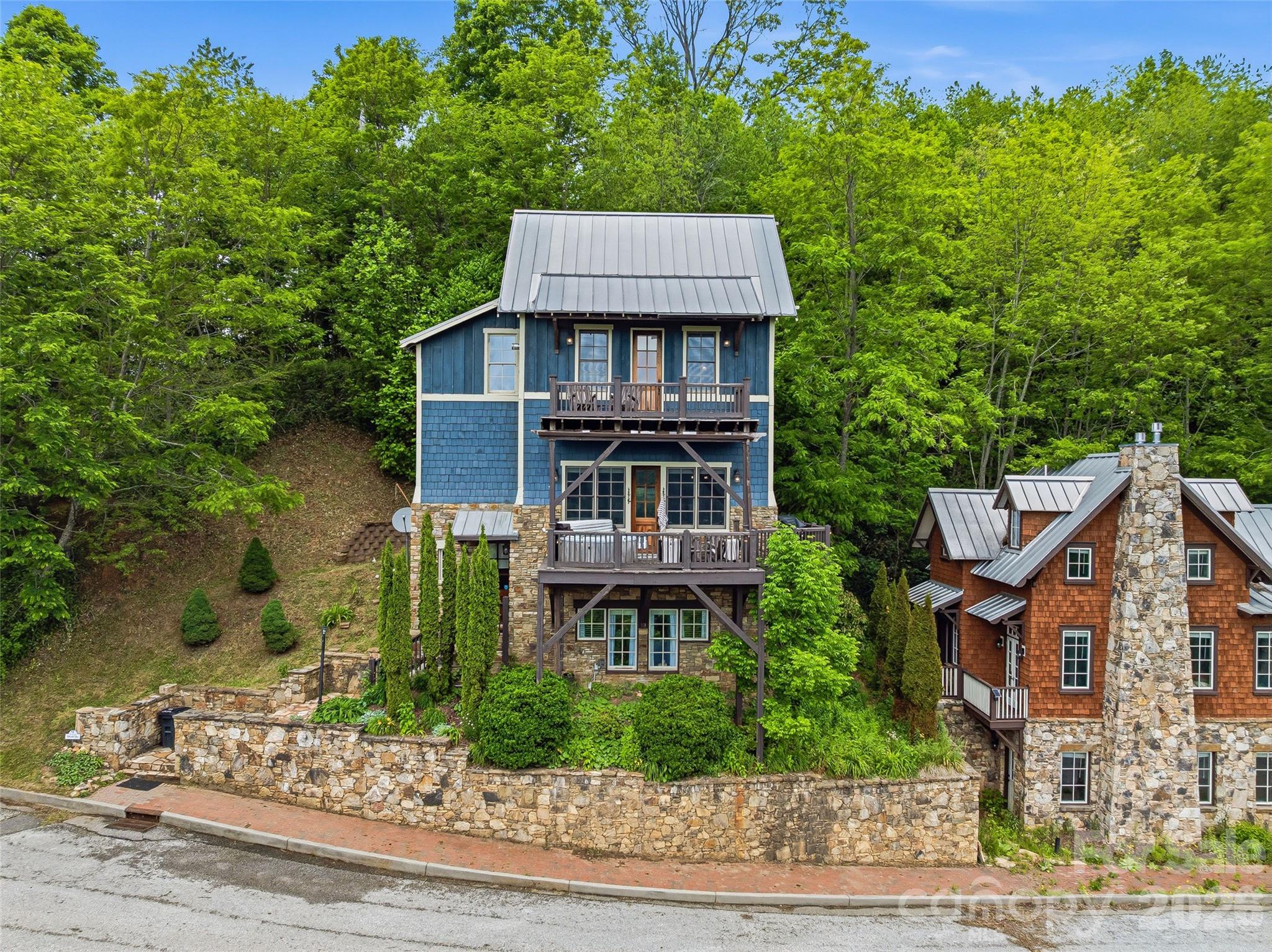 95 Breakaway Trail Mars Hill NC 28754