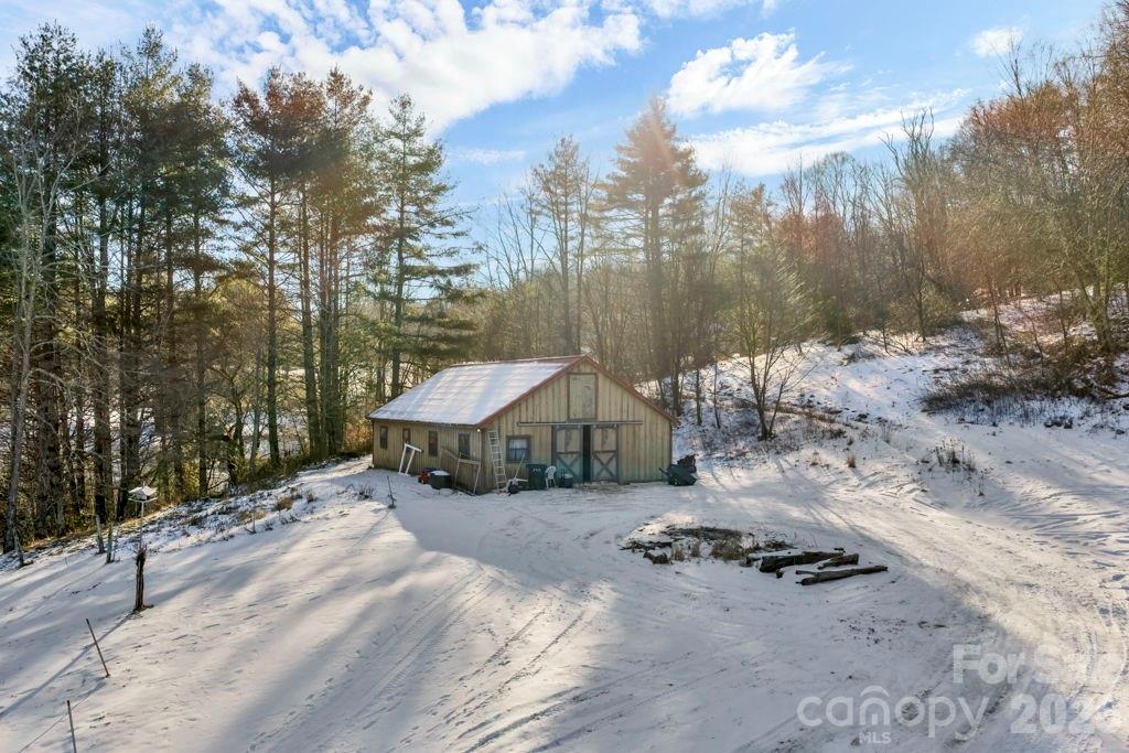 3606 Nc Highway 194 S Sugar Grove NC 28679