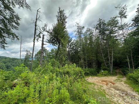 3606 Nc Highway 194 S Sugar Grove NC 28679