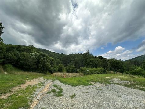 3606 Nc Highway 194 S Sugar Grove NC 28679