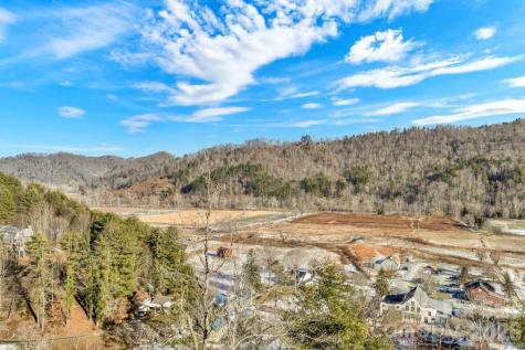 3606 Nc Highway 194 S Sugar Grove NC 28679