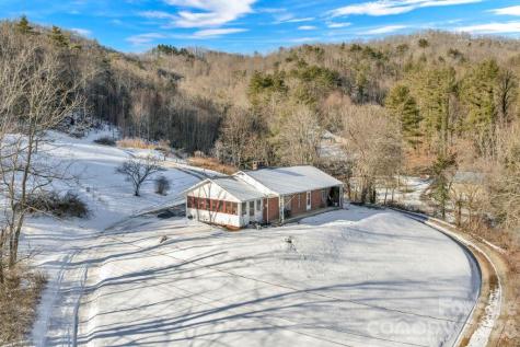 3606 Nc Highway 194 S Sugar Grove NC 28679