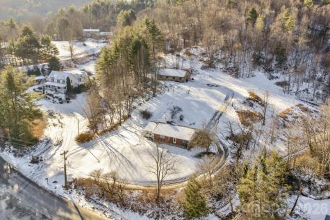 3606 Nc Highway 194 S Sugar Grove NC 28679
