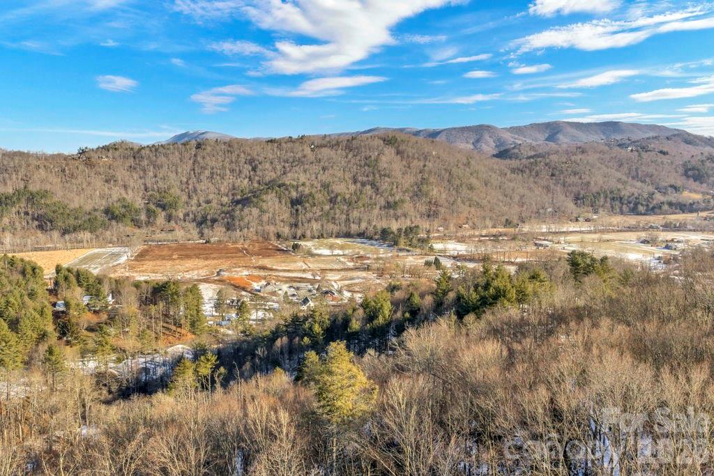 3606 Nc Highway 194 S Sugar Grove NC 28679
