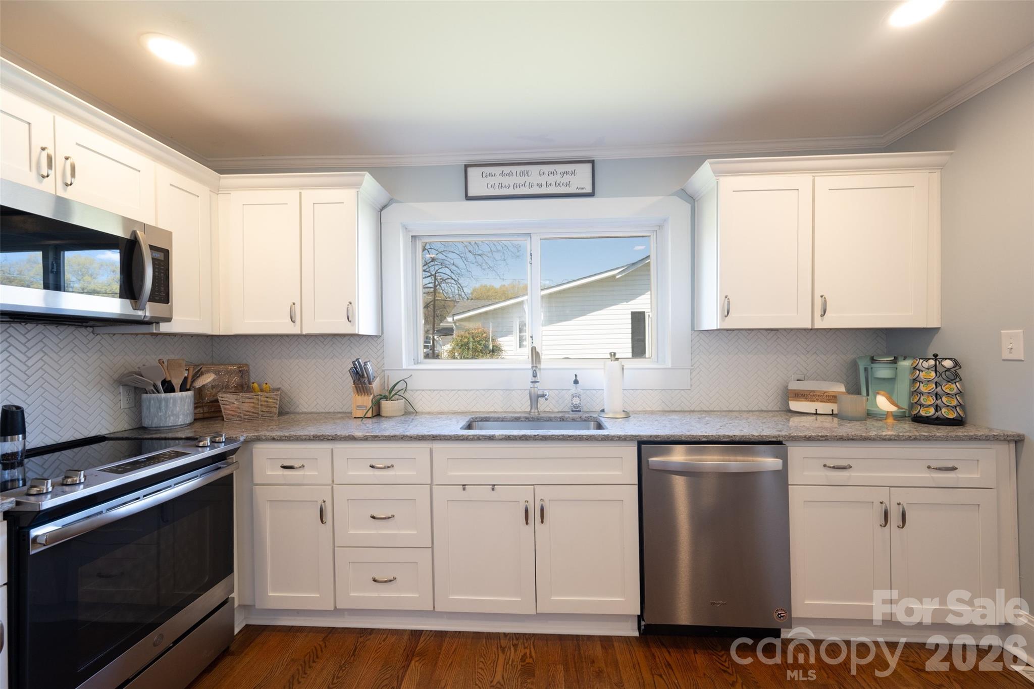 206 Bates Avenue Cherryville NC 28021