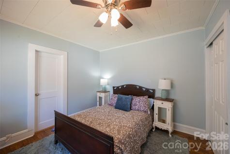 206 Bates Avenue Cherryville NC 28021