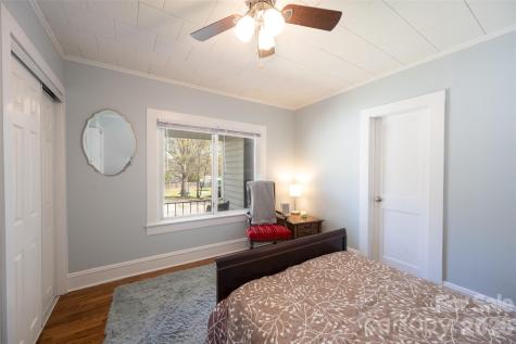 206 Bates Avenue Cherryville NC 28021