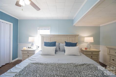 206 Bates Avenue Cherryville NC 28021