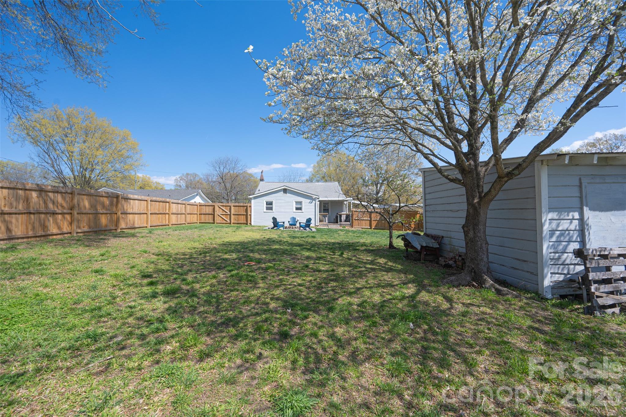 206 Bates Avenue Cherryville NC 28021