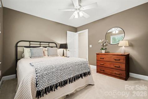 2334 Keara Way Charlotte NC 28270