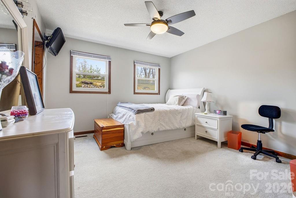 93 Hidden Falls Drive Asheville NC 28804