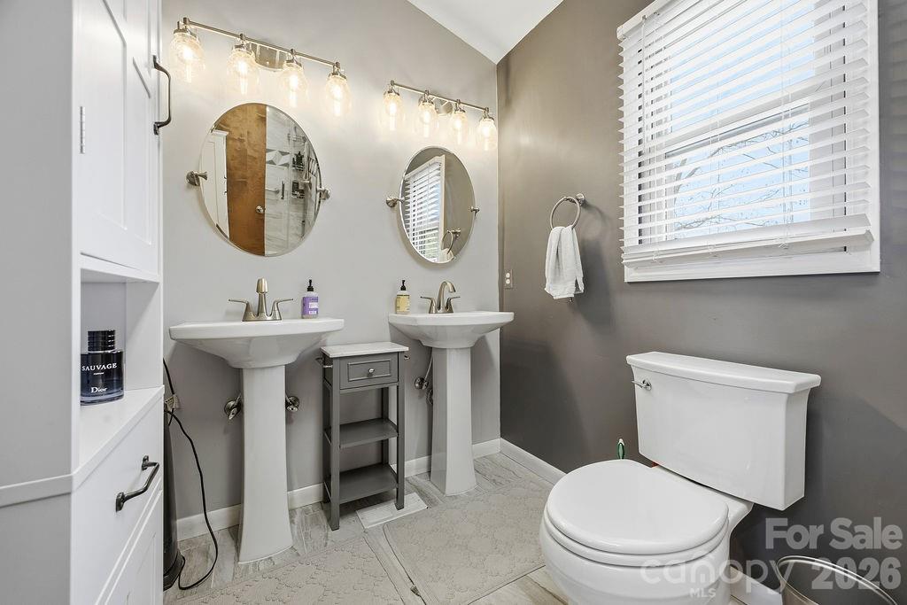 93 Hidden Falls Drive Asheville NC 28804