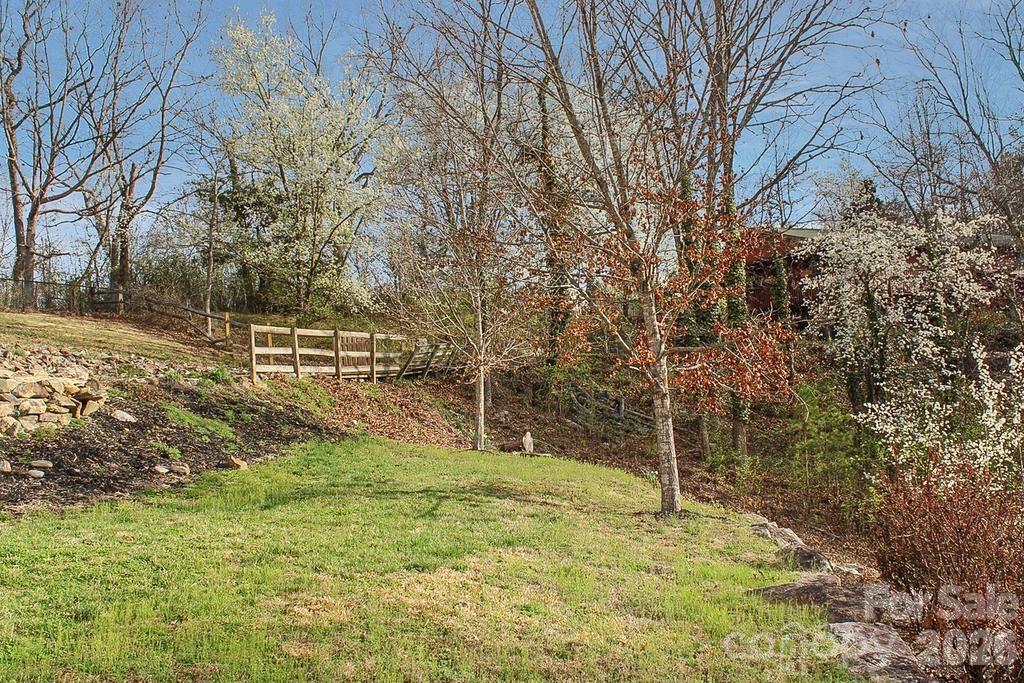 93 Hidden Falls Drive Asheville NC 28804
