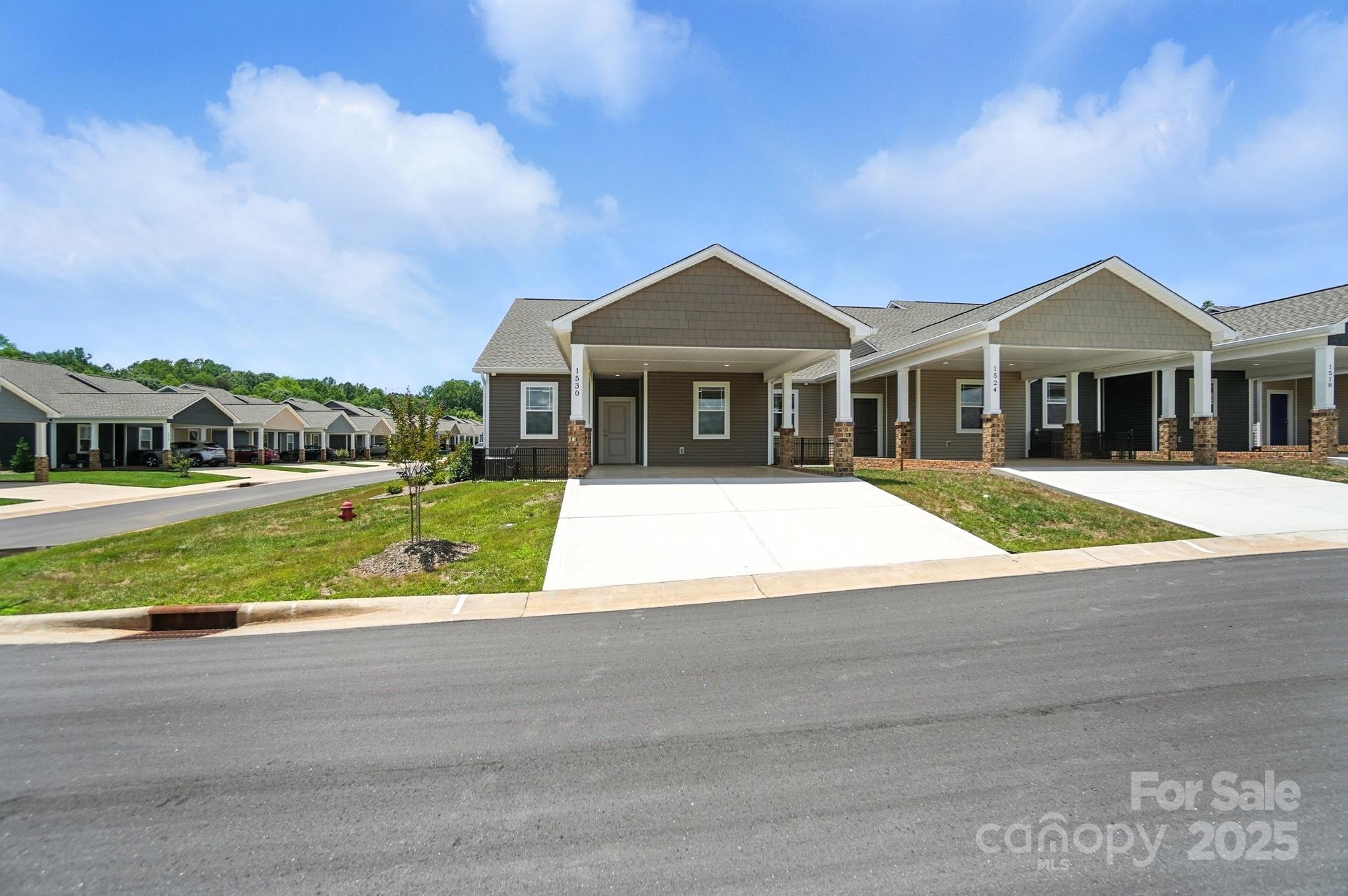 1530 29th Street SE Hickory NC 28602