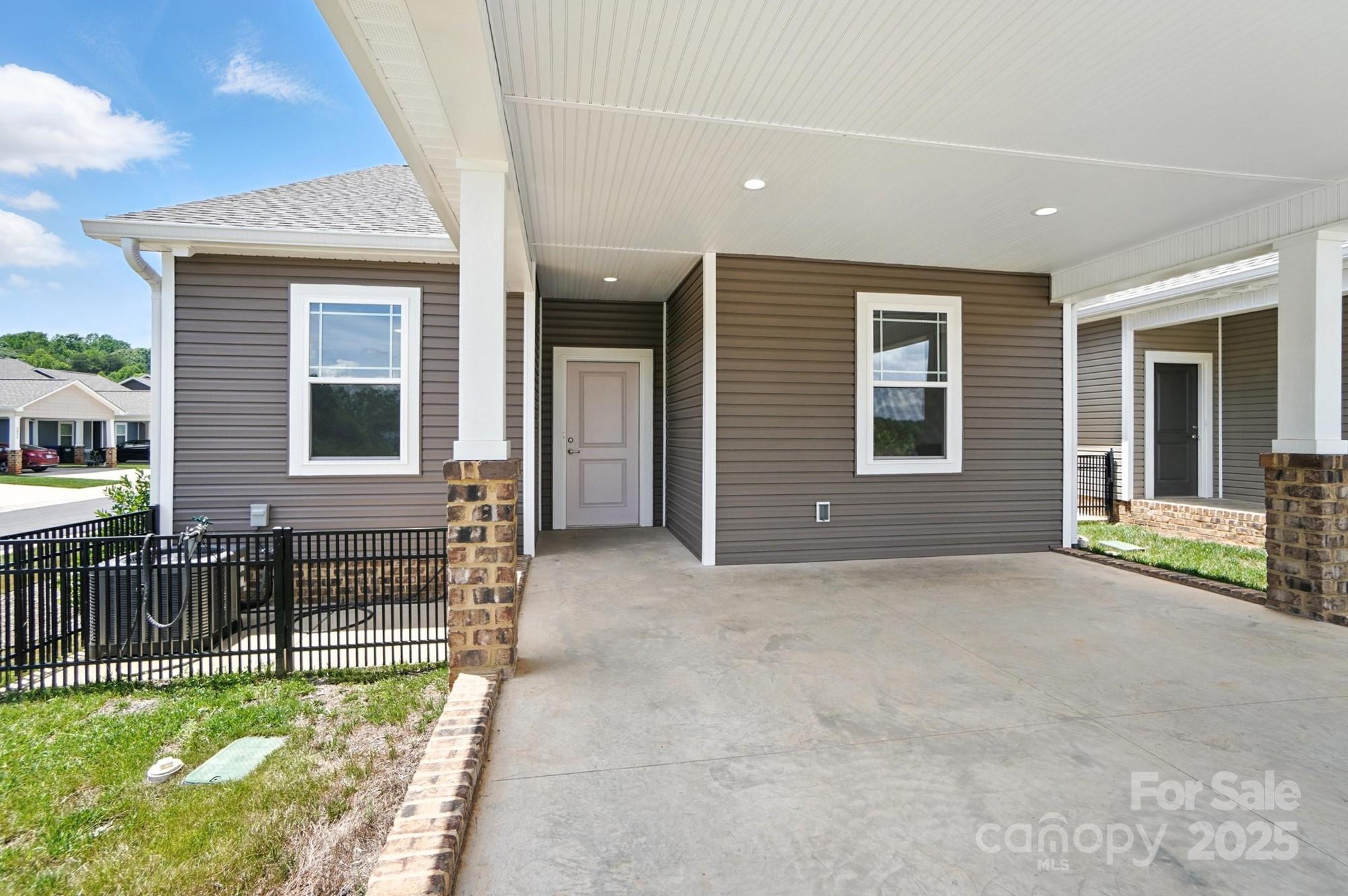 1530 29th Street SE Hickory NC 28602