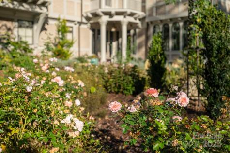 8 Fairway Place Asheville NC 28803