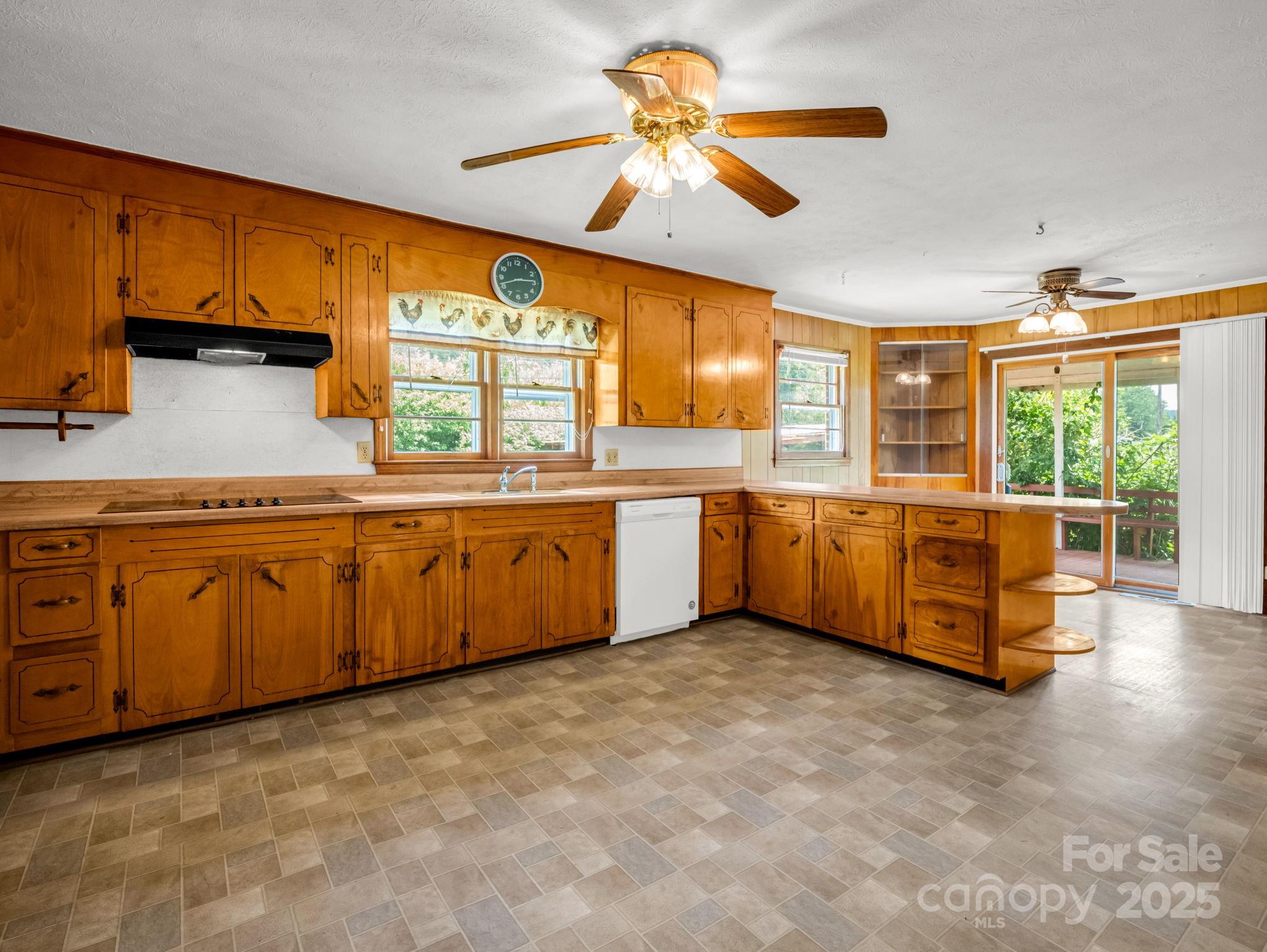 40 Country View Lane Hendersonville NC 28792