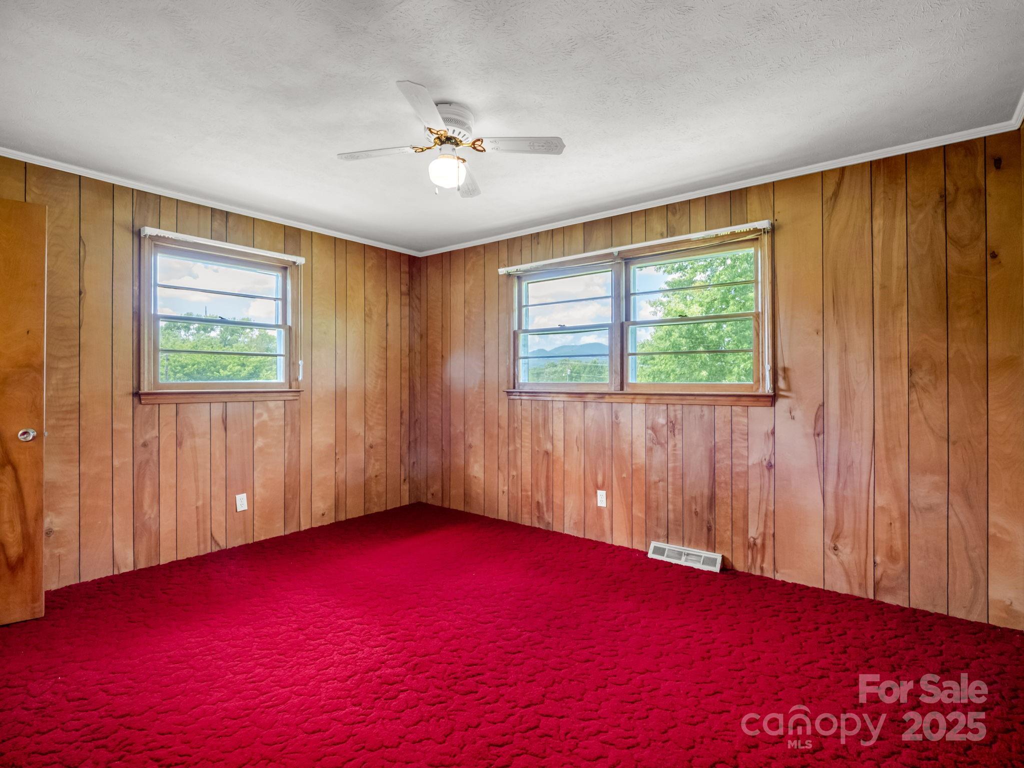 40 Country View Lane Hendersonville NC 28792