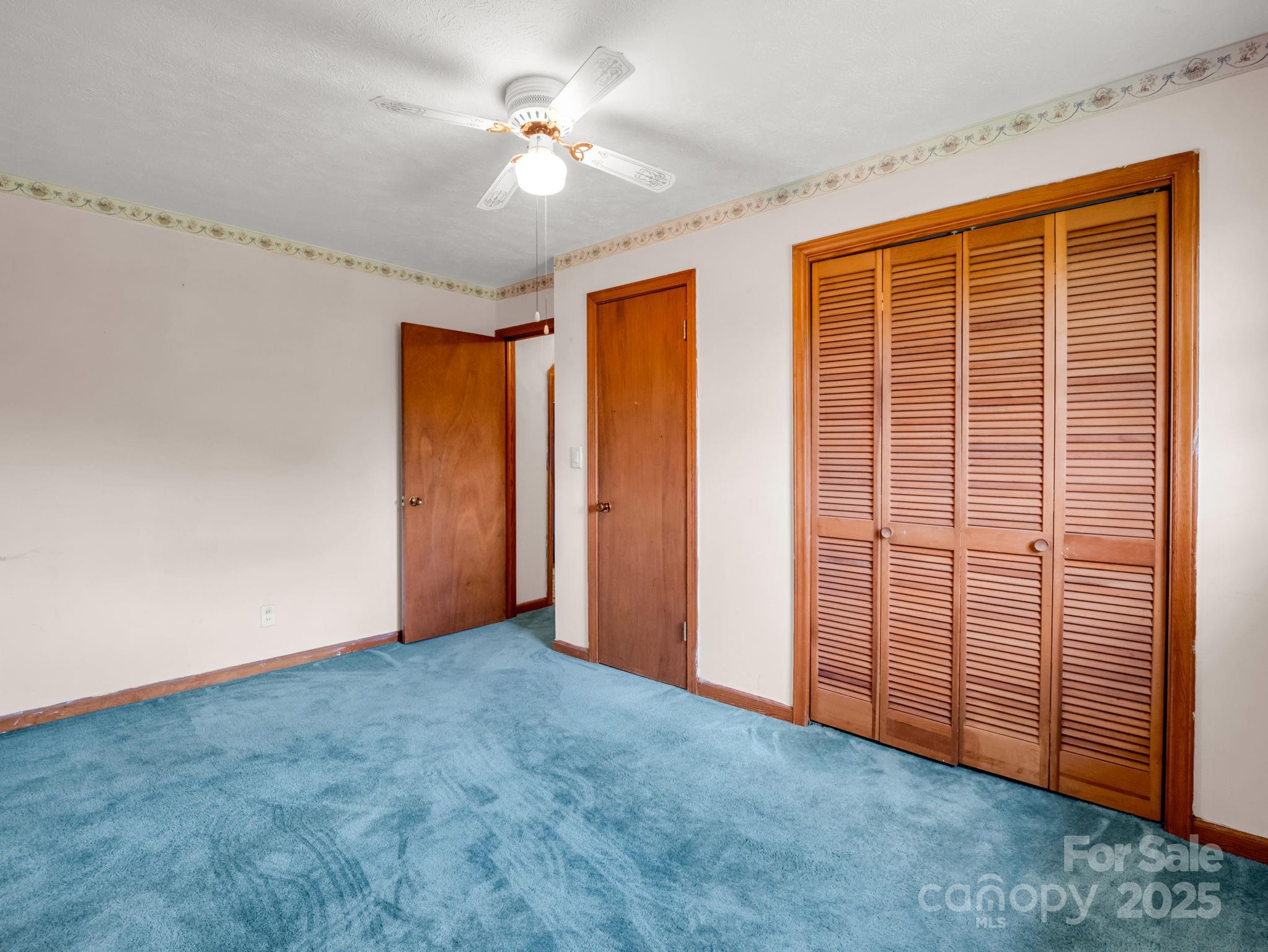 40 Country View Lane Hendersonville NC 28792