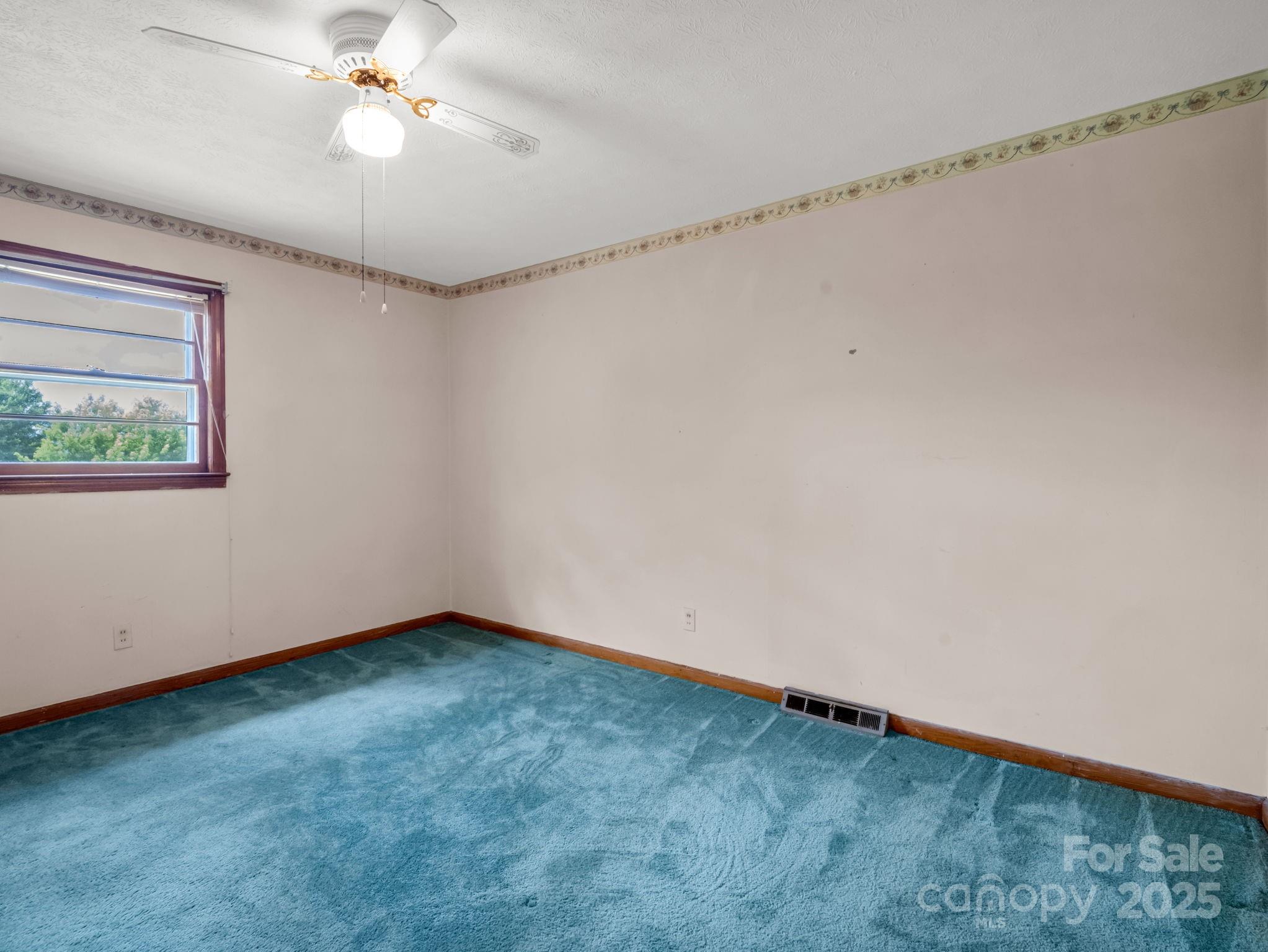 40 Country View Lane Hendersonville NC 28792