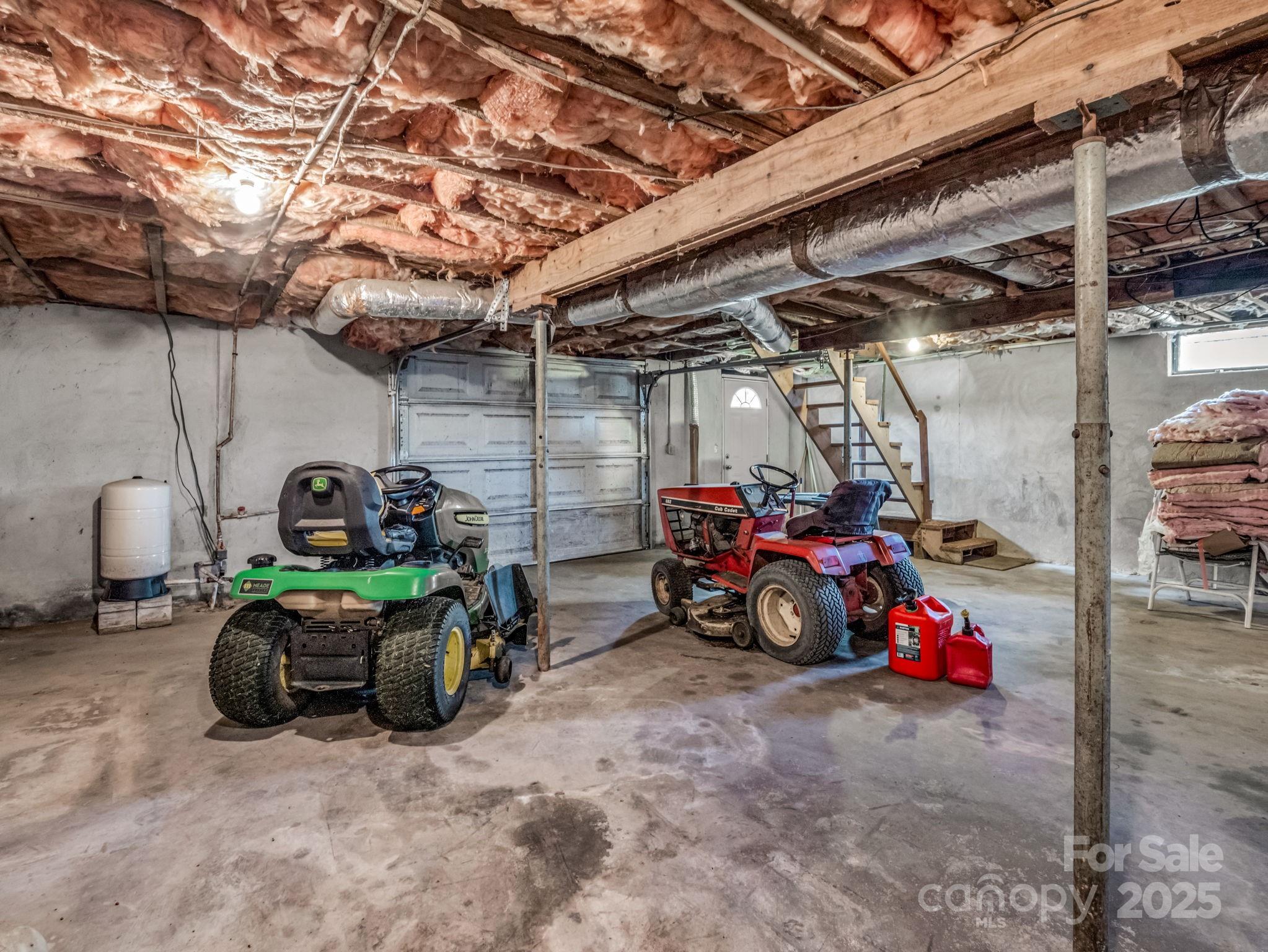 40 Country View Lane Hendersonville NC 28792