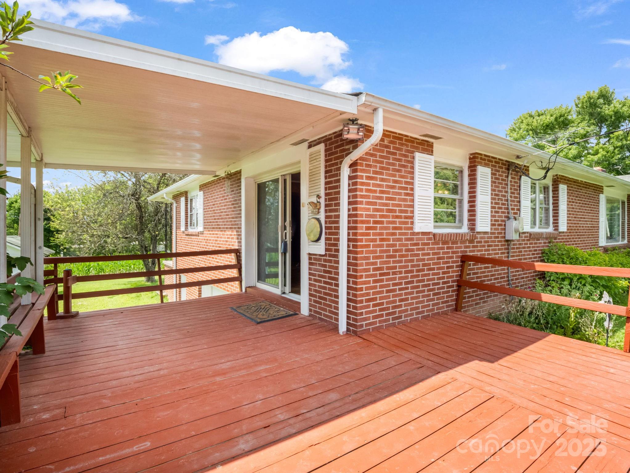 40 Country View Lane Hendersonville NC 28792