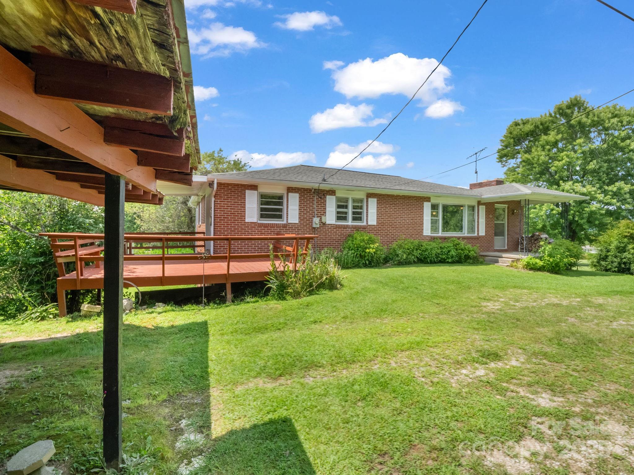 40 Country View Lane Hendersonville NC 28792