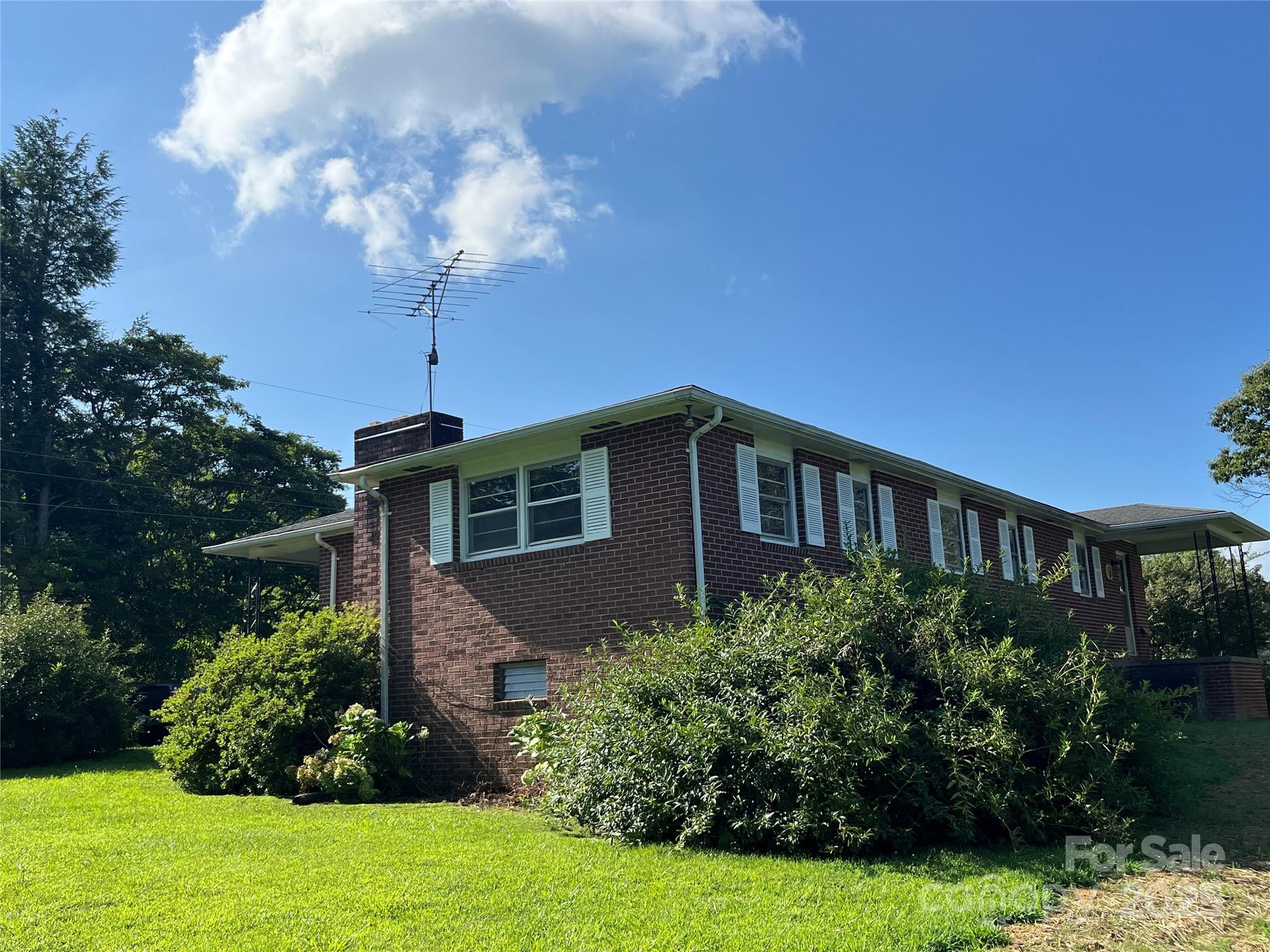 40 Country View Lane Hendersonville NC 28792