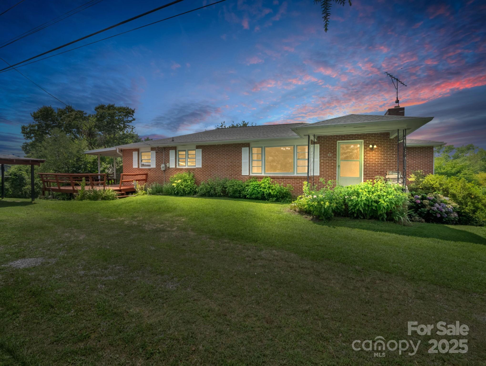 40 Country View Lane Hendersonville NC 28792