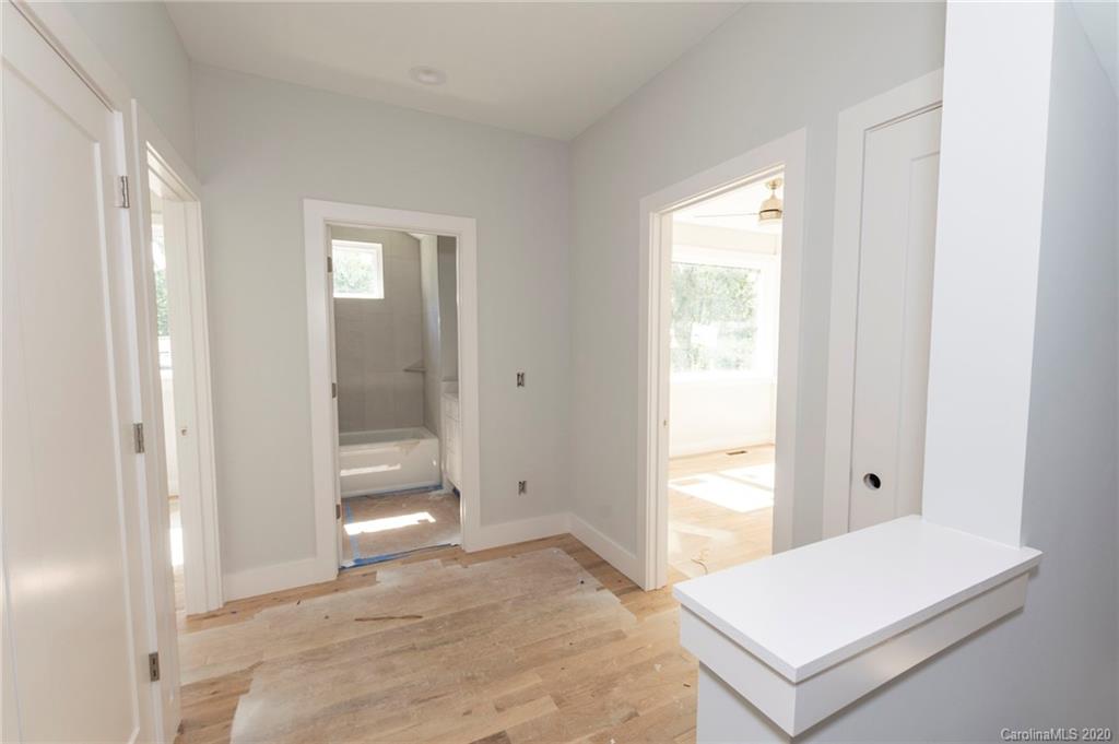 40 Mauricet Lane Asheville NC 28806