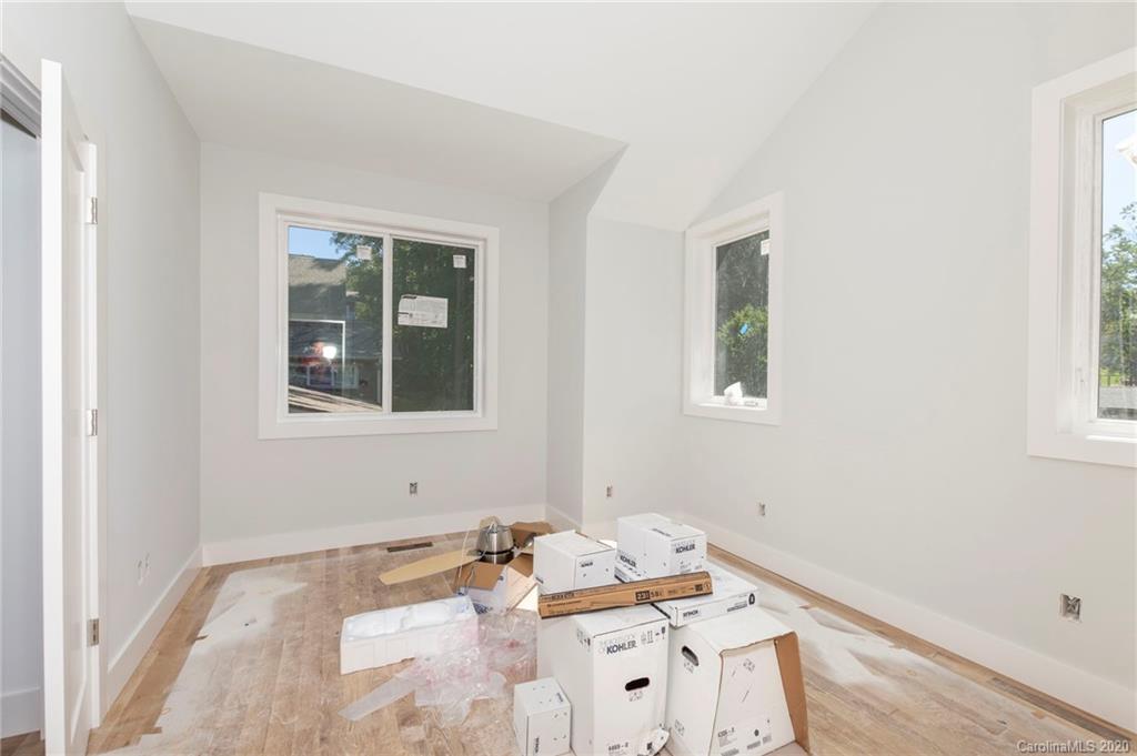 40 Mauricet Lane Asheville NC 28806