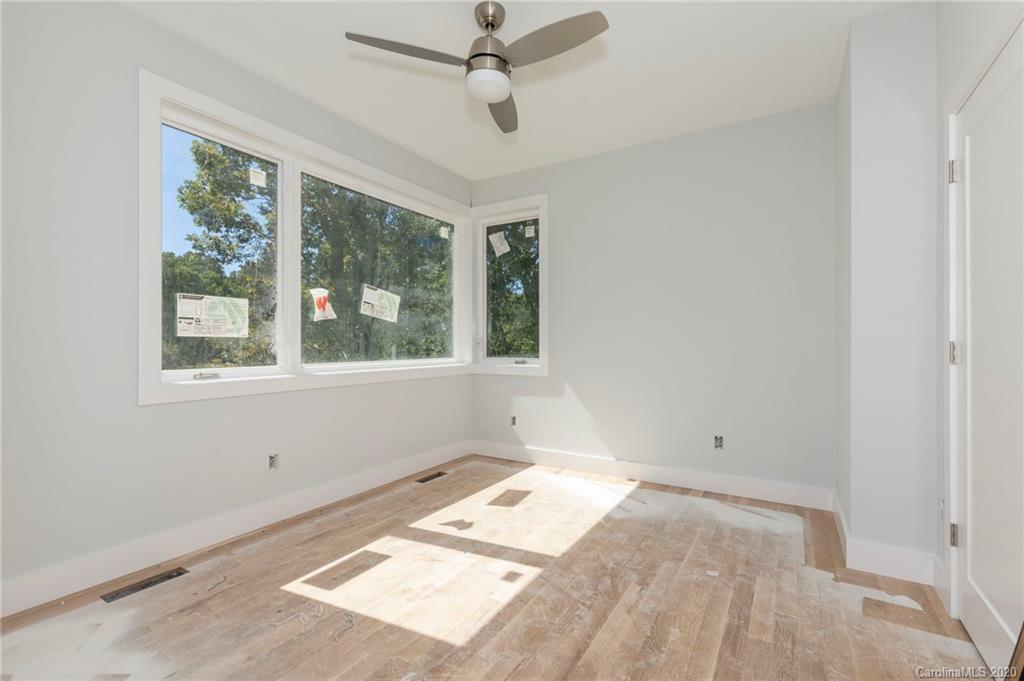40 Mauricet Lane Asheville NC 28806