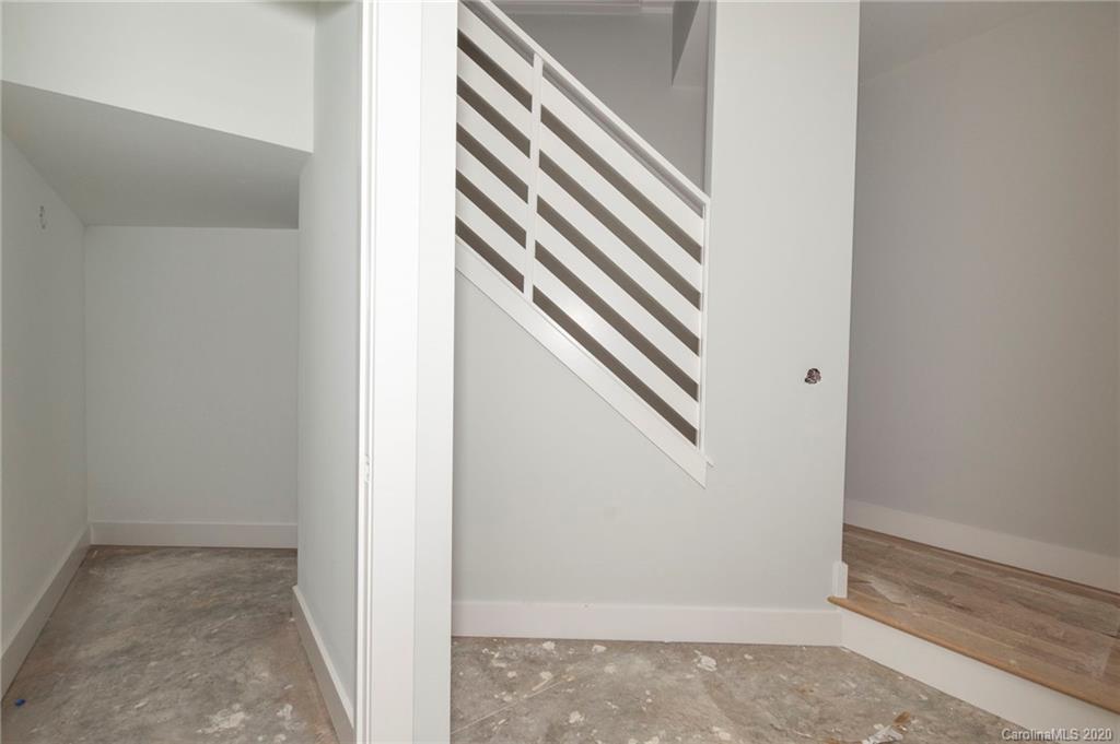 40 Mauricet Lane Asheville NC 28806