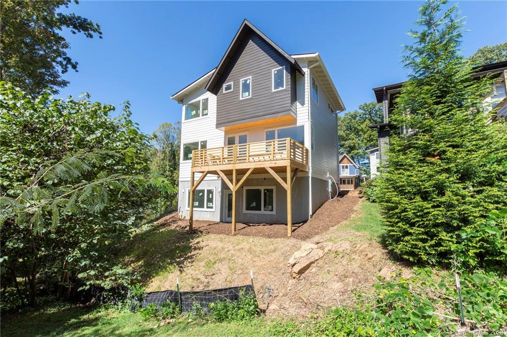 40 Mauricet Lane Asheville NC 28806