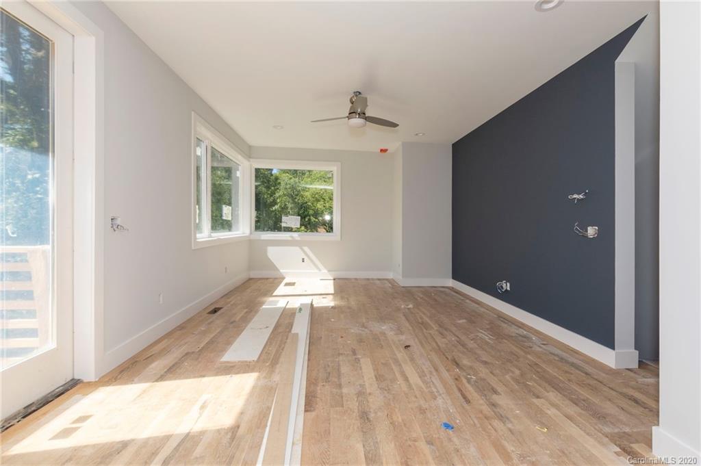 40 Mauricet Lane Asheville NC 28806