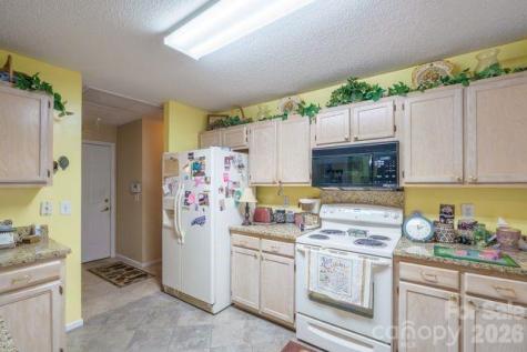 1236 Midlake Road Kannapolis NC 28083