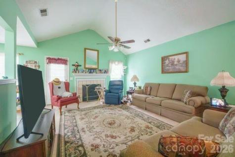 1236 Midlake Road Kannapolis NC 28083