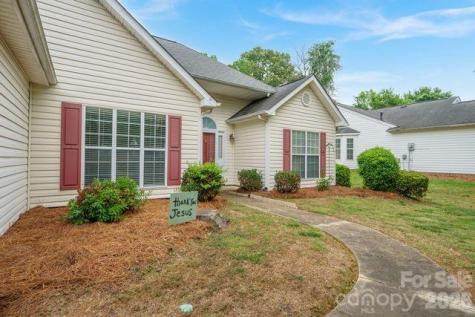 1236 Midlake Road Kannapolis NC 28083
