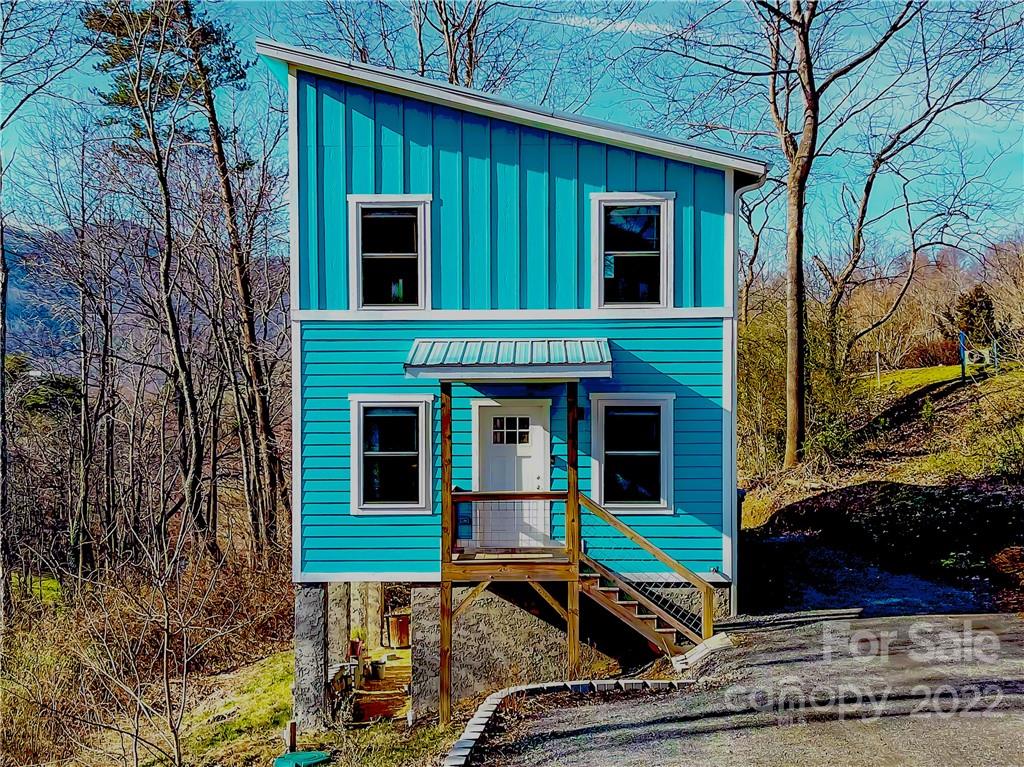 103 Westwood Avenue Swannanoa NC 28778