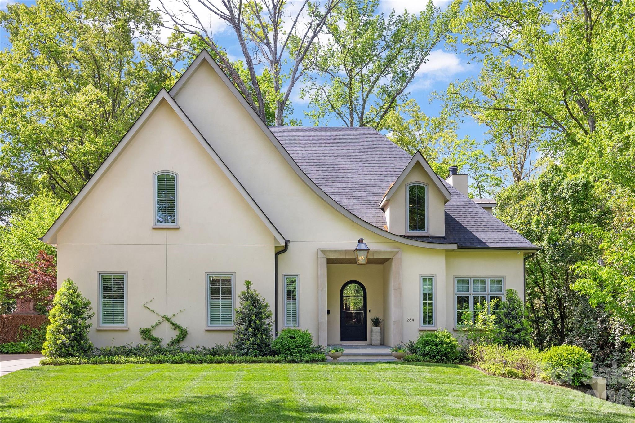 254 Huntley Place Charlotte NC 28207