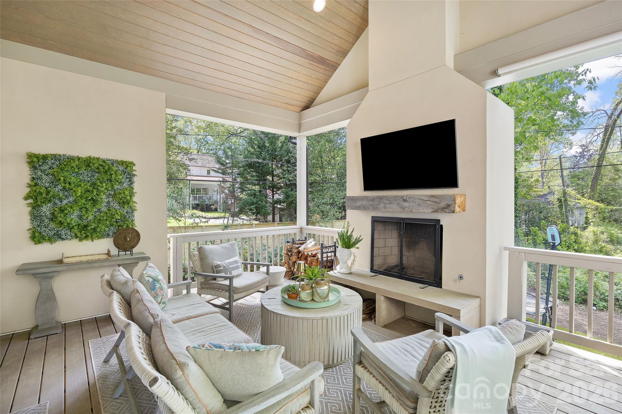 254 Huntley Place Charlotte NC 28207