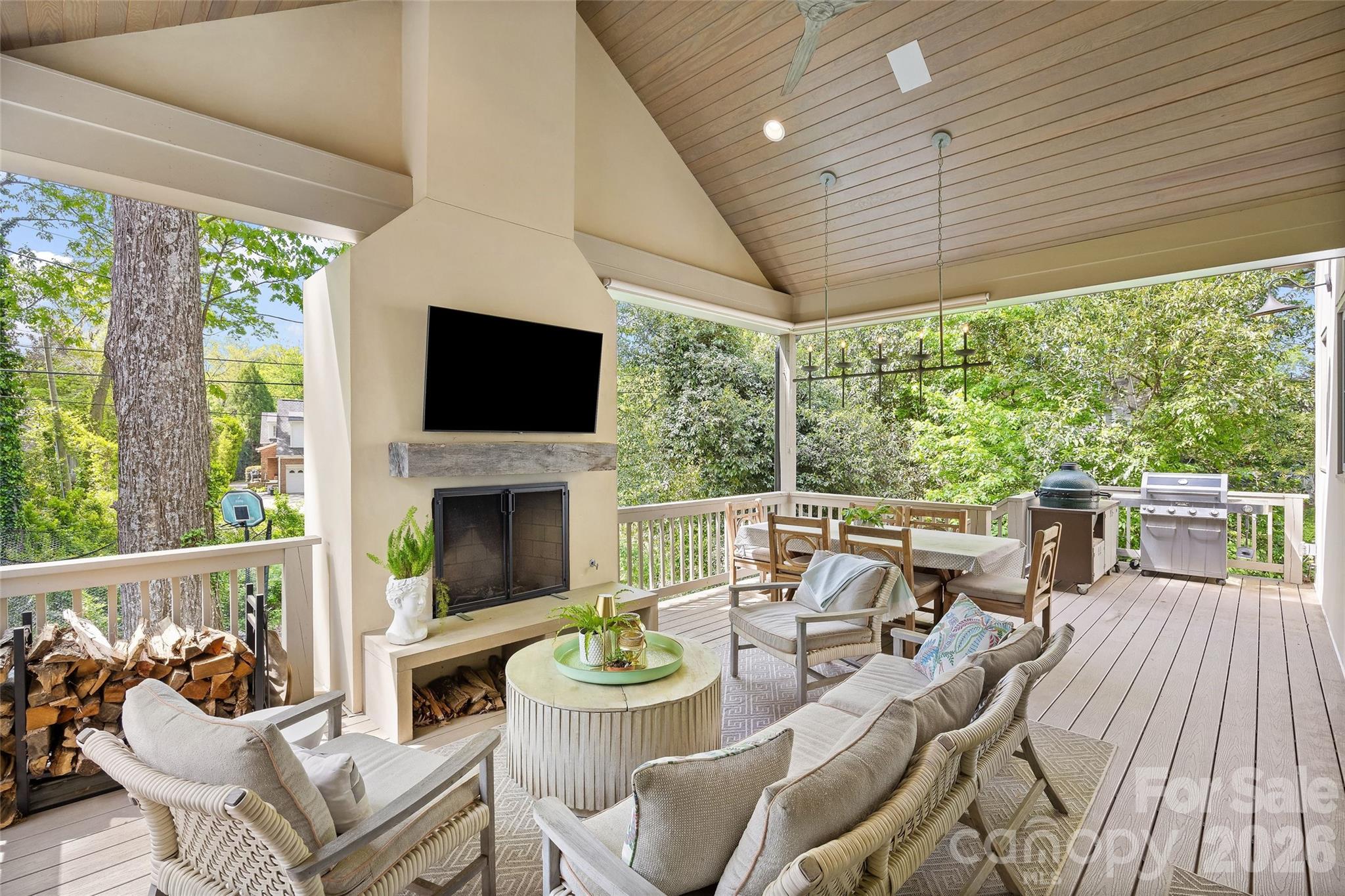 254 Huntley Place Charlotte NC 28207