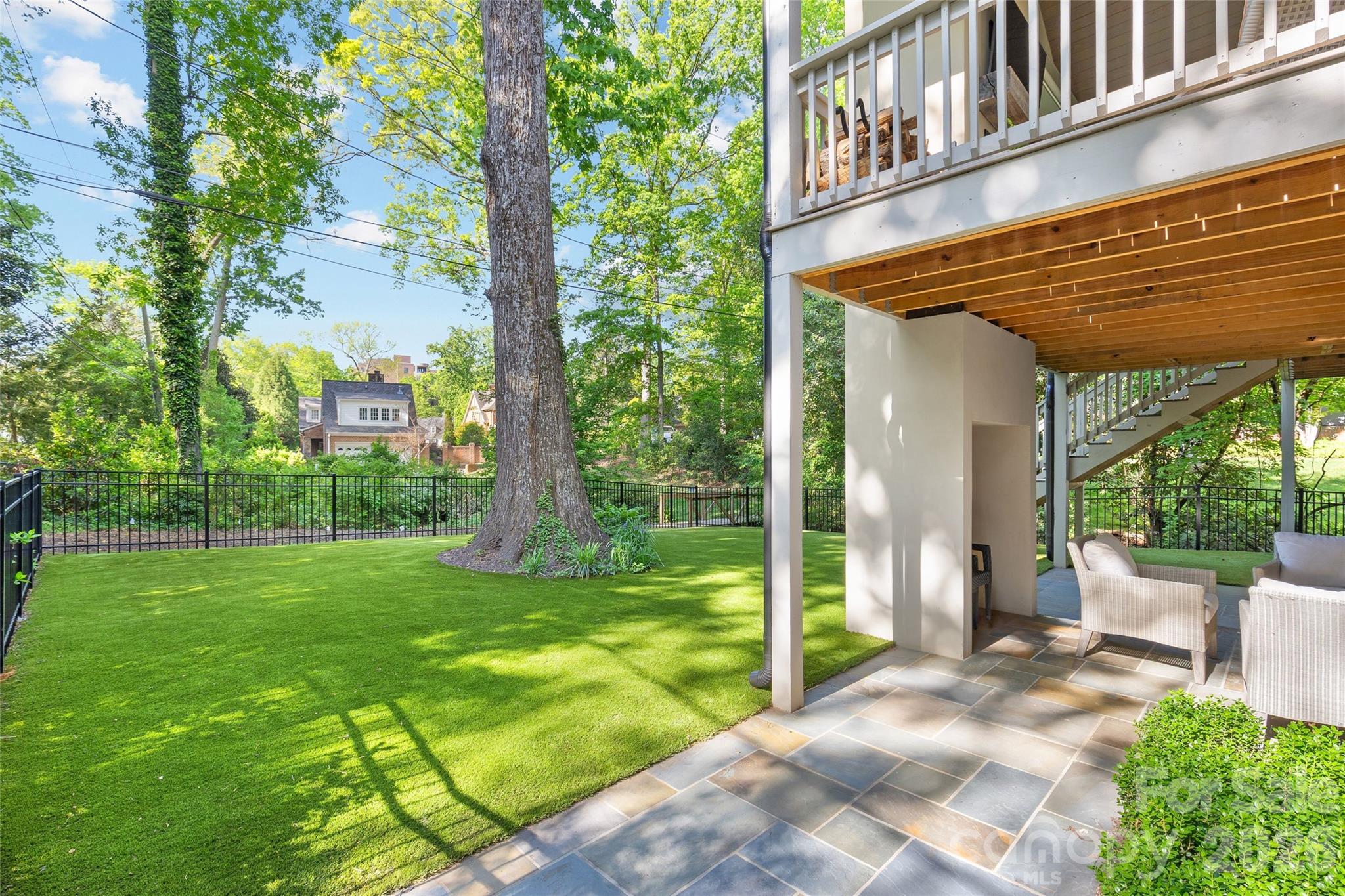 254 Huntley Place Charlotte NC 28207