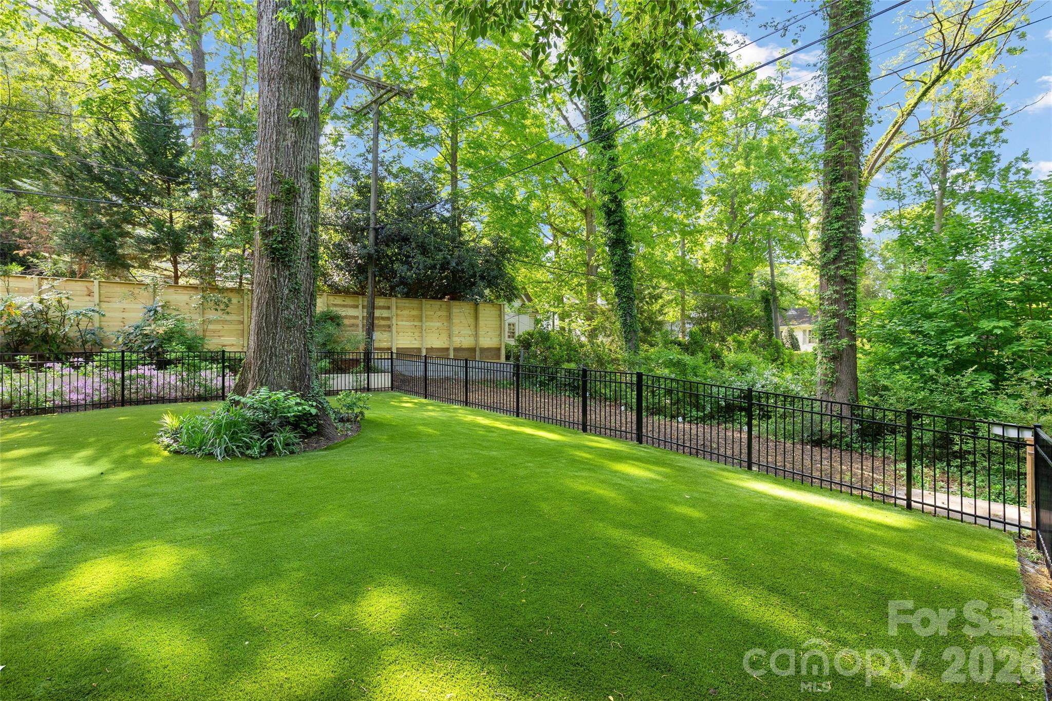 254 Huntley Place Charlotte NC 28207