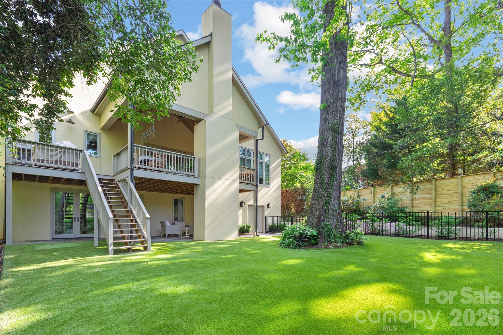 254 Huntley Place Charlotte NC 28207