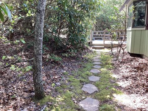 31 Rhododendron Road Black Mountain NC 28711