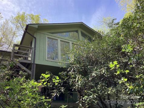 31 Rhododendron Road Black Mountain NC 28711