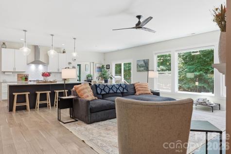 203 Spinnaker Court Lexington NC 27292