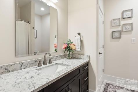 203 Spinnaker Court Lexington NC 27292