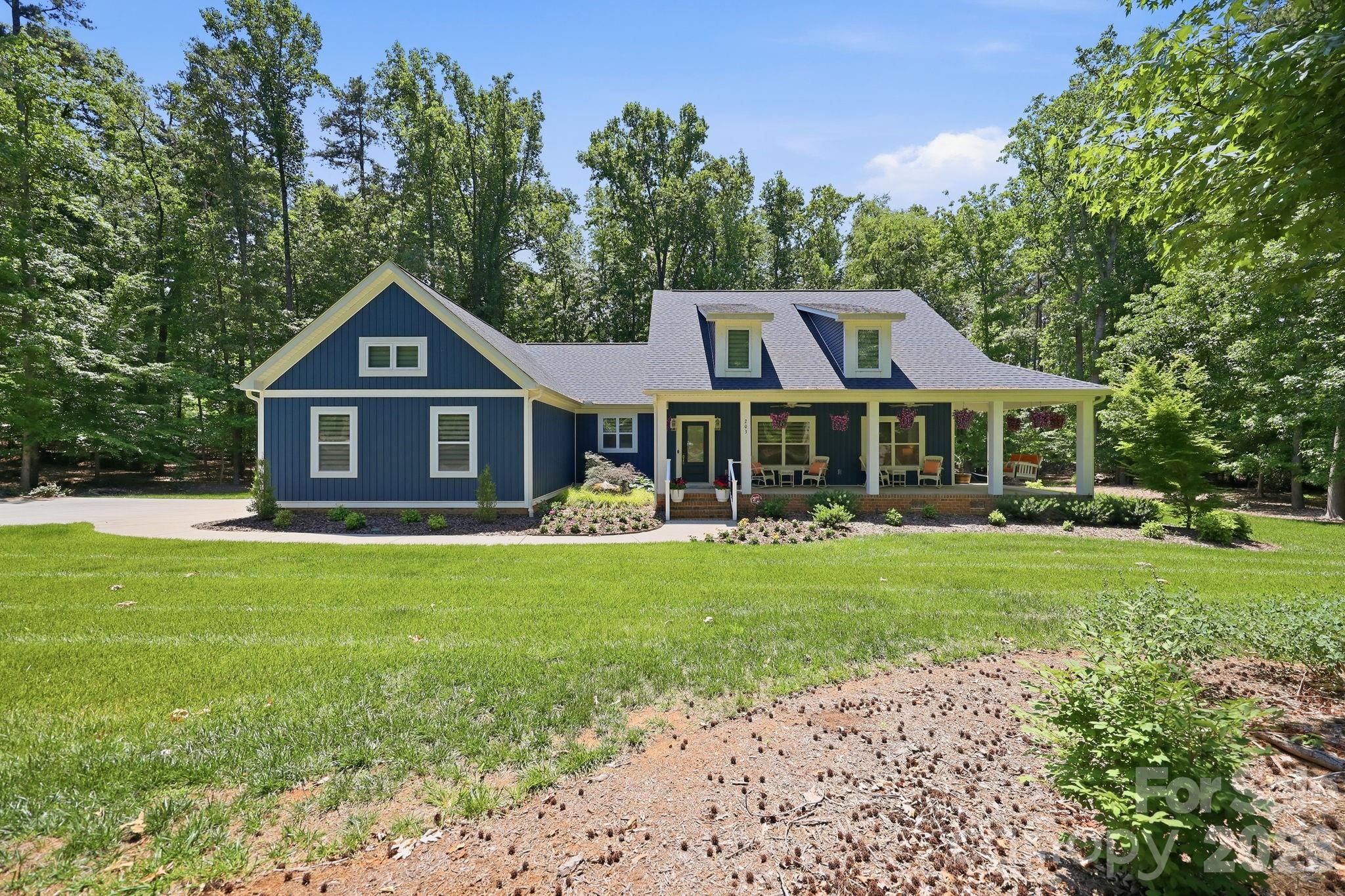 203 Spinnaker Court Lexington NC 27292